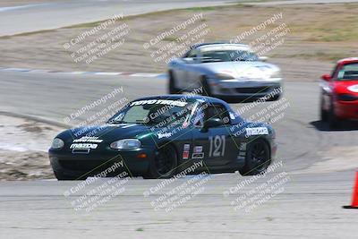 media/May-01-2022-CalClub SCCA (Sun) [[03a481c204]]/Group 5/Race (Offramp)/